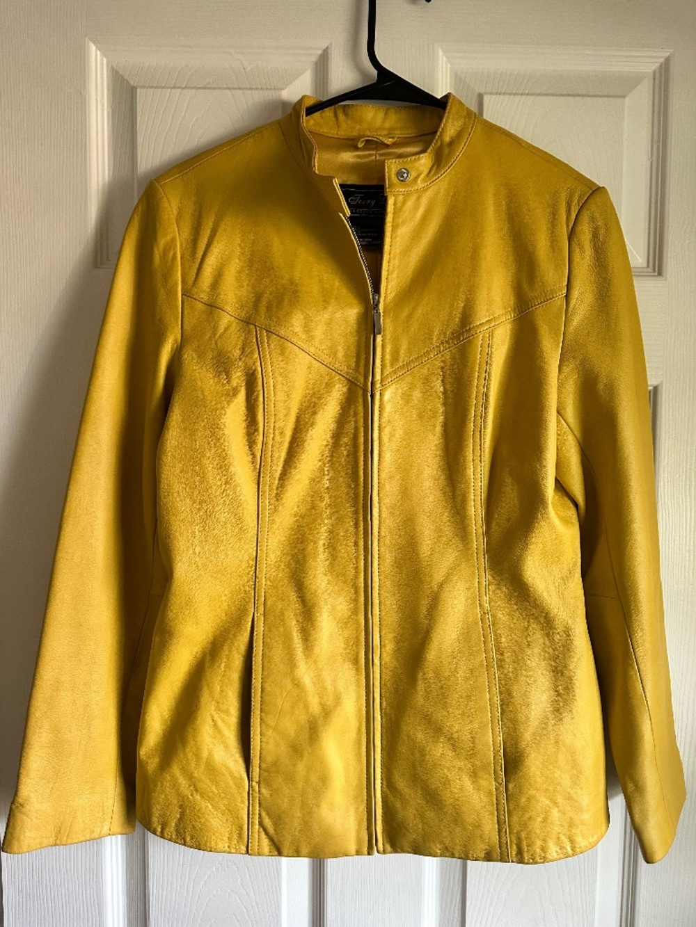 Terry Lewis Classic Luxuries Genuine Leather Jacket – Women’s XS – Mustard Yello